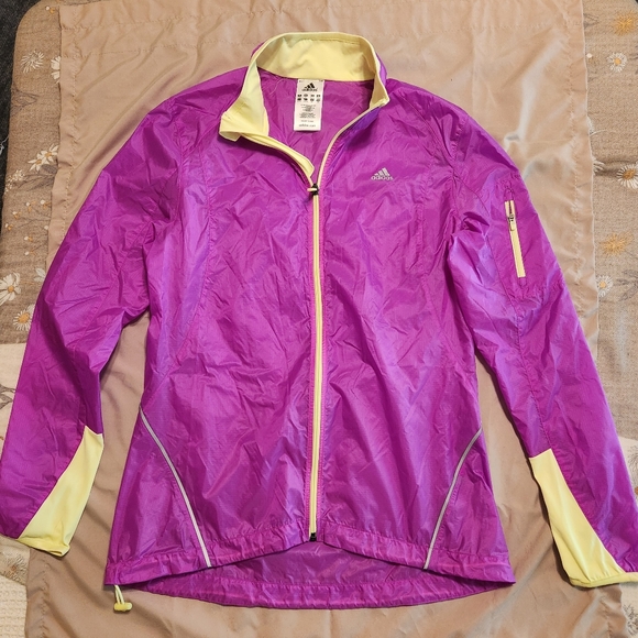 Adidas women's fusia windbreaker. Size small - Picture 1 of 1